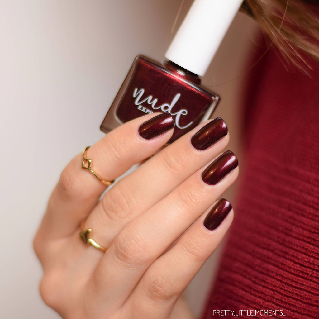 Nude Experience Nagellack – Scala | Perlendes Rot-Schwarz | Vegan